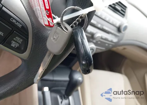 2009 Honda Accord 2.4 Lx-P z USA, uszkodzony, nr VIN 1HGCP26429A138971